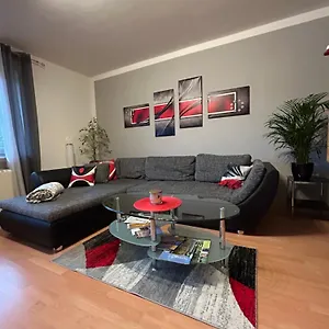 Grosse Helle Mit Balkon, Ruhig Gelegen Mit Guter Verkehrsanbindung Apartament Bad Berneck im Fichtelgebirge